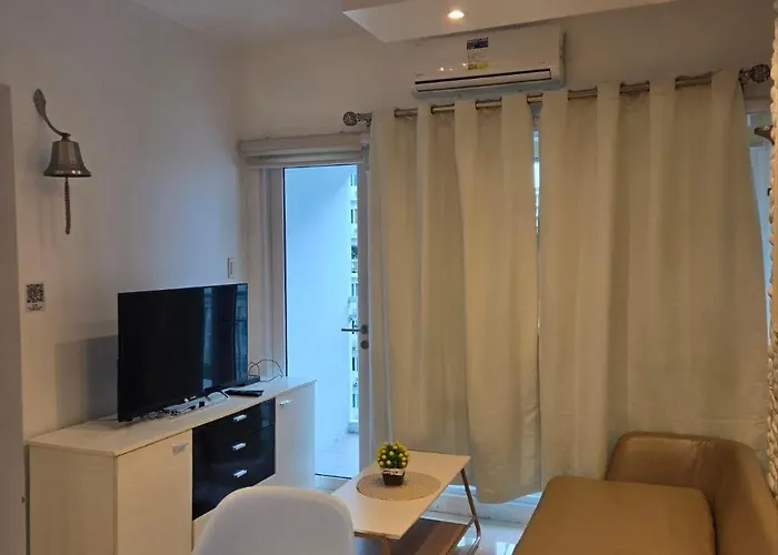 Sea - 2 Bedrooms - 5 Mins Walk To Moa 1a Apartment