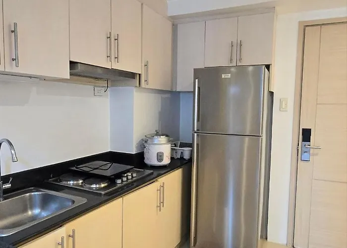 Sea - 2 Bedrooms - 5 Mins Walk To Moa 1a * Manila